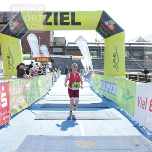 10.08.2025 - GEWOBA Citytriathlon Bremen H.Heesch http://msf.ph/oto/8555053 10.08.2025 15:54:41 Ziel 522 meine-sportfotos.de