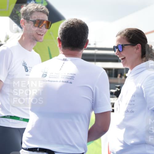 10.08.2025 - GEWOBA Citytriathlon Bremen H.Heesch http://msf.ph/oto/8555078 10.08.2025 14:15:08 Ziel 642, 1029 meine-sportfotos.de