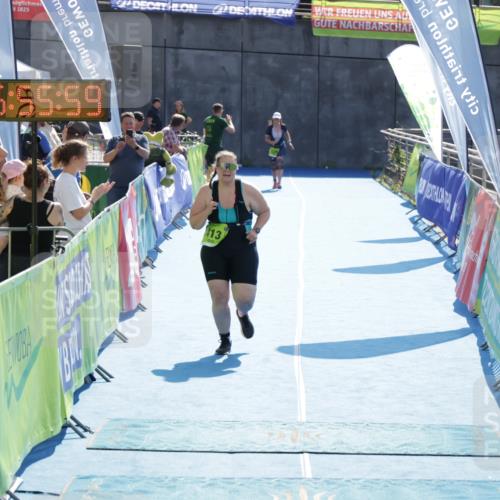 10.08.2025 - GEWOBA Citytriathlon Bremen H.Heesch http://msf.ph/oto/8555080 10.08.2025 15:56:03 Ziel 413 meine-sportfotos.de