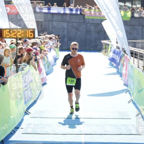 10.08.2025 - GEWOBA Citytriathlon Bremen H.Heesch http://msf.ph/oto/8555116 10.08.2025 15:22:20 Ziel 139 meine-sportfotos.de