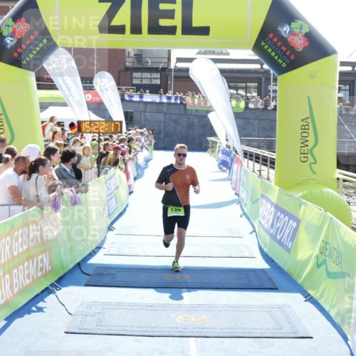 10.08.2025 - GEWOBA Citytriathlon Bremen H.Heesch http://msf.ph/oto/8555125 10.08.2025 15:22:21 Ziel 139 meine-sportfotos.de