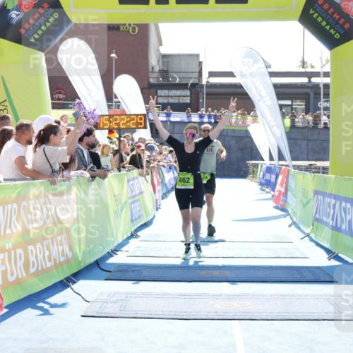 10.08.2025 - GEWOBA Citytriathlon Bremen H.Heesch http://msf.ph/oto/8555157 10.08.2025 15:22:33 Ziel 124, 462 meine-sportfotos.de