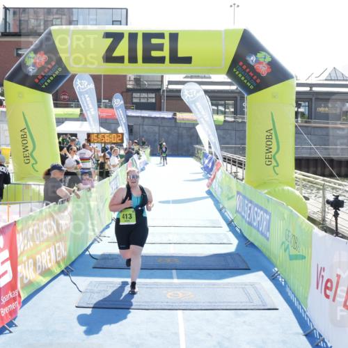 10.08.2025 - GEWOBA Citytriathlon Bremen H.Heesch http://msf.ph/oto/8555171 10.08.2025 15:56:06 Ziel 413 meine-sportfotos.de