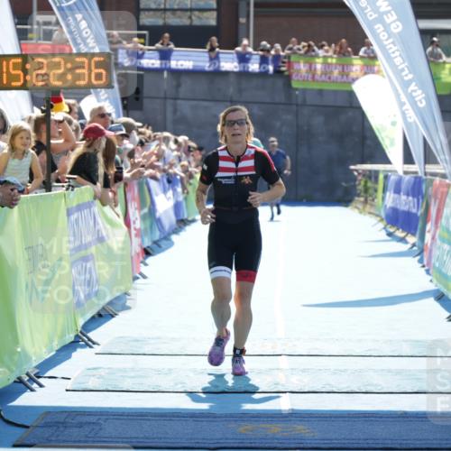 10.08.2025 - GEWOBA Citytriathlon Bremen H.Heesch http://msf.ph/oto/8555193 10.08.2025 15:22:40 Ziel 52, 124, 246, 462, 480 meine-sportfotos.de