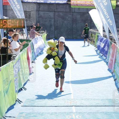 10.08.2025 - GEWOBA Citytriathlon Bremen H.Heesch http://msf.ph/oto/8555198 10.08.2025 15:56:15 Ziel 529 meine-sportfotos.de