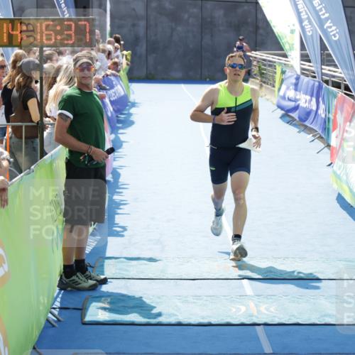 10.08.2025 - GEWOBA Citytriathlon Bremen H.Heesch http://msf.ph/oto/8555219 10.08.2025 14:16:40 Ziel 645, 770 meine-sportfotos.de
