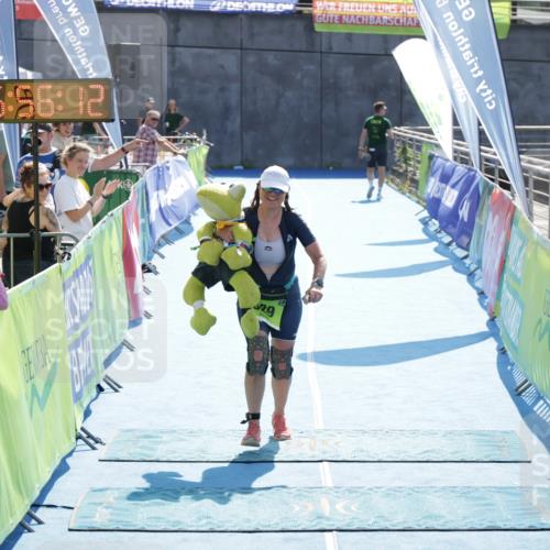 10.08.2025 - GEWOBA Citytriathlon Bremen H.Heesch http://msf.ph/oto/8555234 10.08.2025 15:56:16 Ziel 529 meine-sportfotos.de