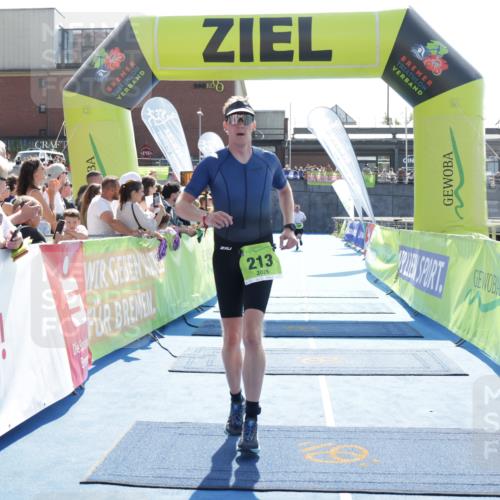 10.08.2025 - GEWOBA Citytriathlon Bremen H.Heesch http://msf.ph/oto/8555258 10.08.2025 15:22:50 Ziel 52, 108, 213, 246 meine-sportfotos.de