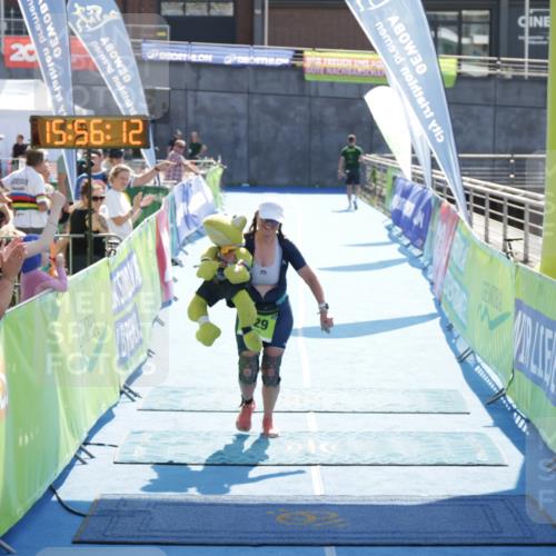 10.08.2025 - GEWOBA Citytriathlon Bremen H.Heesch http://msf.ph/oto/8555259 10.08.2025 15:56:16 Ziel 529 meine-sportfotos.de