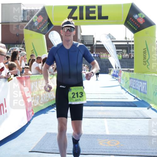 10.08.2025 - GEWOBA Citytriathlon Bremen H.Heesch http://msf.ph/oto/8555265 10.08.2025 15:22:51 Ziel 108, 213, 246 meine-sportfotos.de