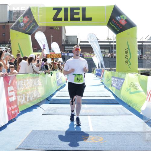 10.08.2025 - GEWOBA Citytriathlon Bremen H.Heesch http://msf.ph/oto/8555280 10.08.2025 15:22:57 Ziel 63, 108, 213 meine-sportfotos.de