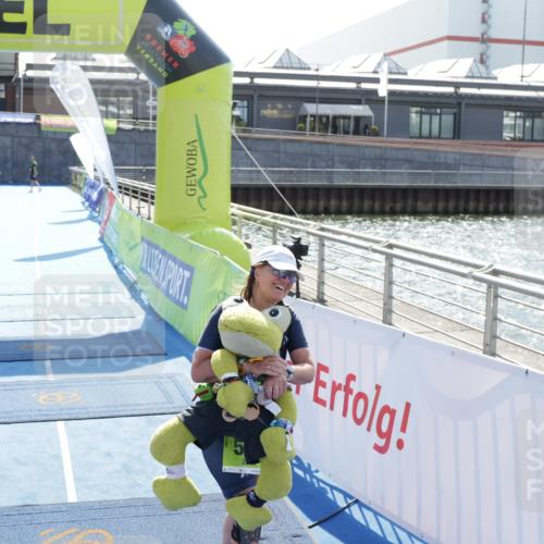 10.08.2025 - GEWOBA Citytriathlon Bremen H.Heesch http://msf.ph/oto/8555333 10.08.2025 15:56:21 Ziel 529 meine-sportfotos.de