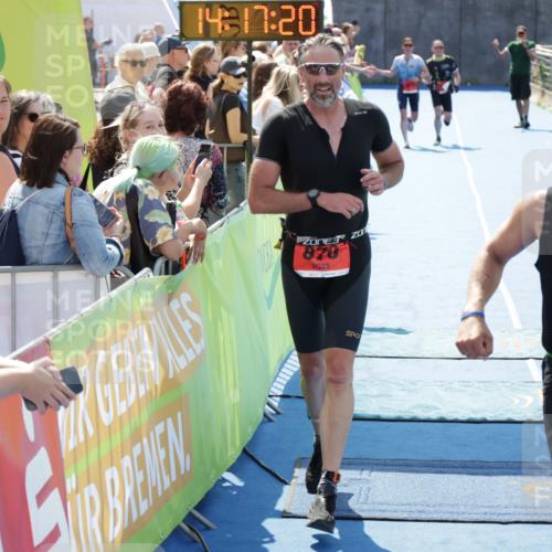 10.08.2025 - GEWOBA Citytriathlon Bremen H.Heesch http://msf.ph/oto/8555337 10.08.2025 14:17:23 Ziel 678, 813, 870, 892 meine-sportfotos.de