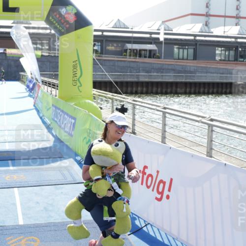 10.08.2025 - GEWOBA Citytriathlon Bremen H.Heesch http://msf.ph/oto/8555339 10.08.2025 15:56:21 Ziel 529 meine-sportfotos.de
