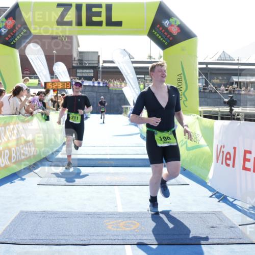 10.08.2025 - GEWOBA Citytriathlon Bremen H.Heesch http://msf.ph/oto/8555350 10.08.2025 15:23:17 Ziel 24, 100, 162, 211 meine-sportfotos.de