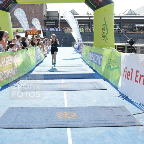 10.08.2025 - GEWOBA Citytriathlon Bremen H.Heesch http://msf.ph/oto/8555438 10.08.2025 15:23:55 Ziel 209, 360, 363, 372 meine-sportfotos.de