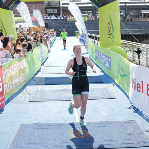 10.08.2025 - GEWOBA Citytriathlon Bremen H.Heesch http://msf.ph/oto/8555450 10.08.2025 15:23:57 Ziel 250, 360, 363, 372 meine-sportfotos.de