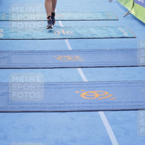 10.08.2025 - GEWOBA Citytriathlon Bremen H.Heesch http://msf.ph/oto/8555619 10.08.2025 14:20:03 Ziel 688 meine-sportfotos.de