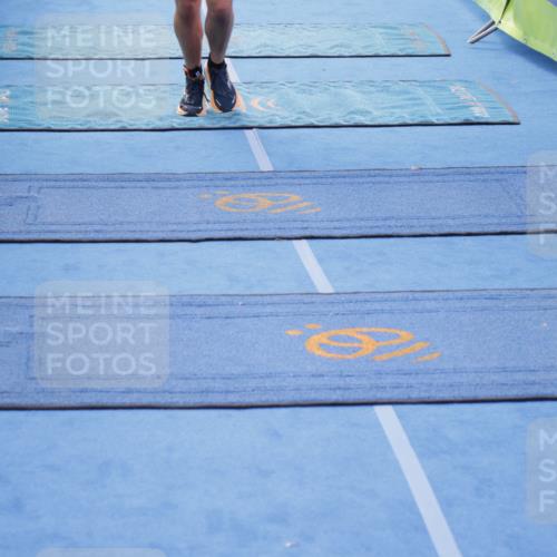 10.08.2025 - GEWOBA Citytriathlon Bremen H.Heesch http://msf.ph/oto/8555622 10.08.2025 14:20:03 Ziel 688 meine-sportfotos.de