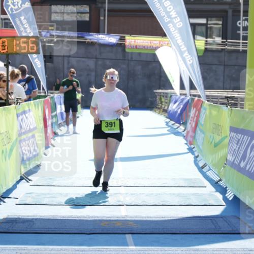 10.08.2025 - GEWOBA Citytriathlon Bremen H.Heesch http://msf.ph/oto/8555626 10.08.2025 16:02:00 Ziel 391 meine-sportfotos.de