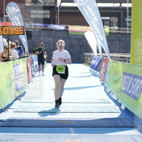 10.08.2025 - GEWOBA Citytriathlon Bremen H.Heesch http://msf.ph/oto/8555632 10.08.2025 16:02:00 Ziel 391 meine-sportfotos.de