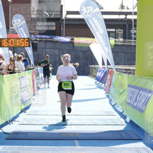 10.08.2025 - GEWOBA Citytriathlon Bremen H.Heesch http://msf.ph/oto/8555640 10.08.2025 16:02:00 Ziel 391 meine-sportfotos.de