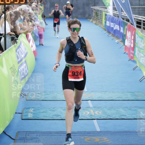 10.08.2025 - GEWOBA Citytriathlon Bremen H.Heesch http://msf.ph/oto/8555650 10.08.2025 14:20:36 Ziel 742, 934 meine-sportfotos.de