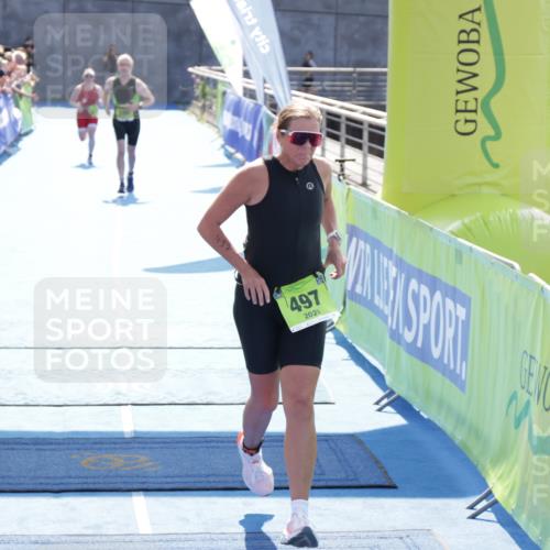 10.08.2025 - GEWOBA Citytriathlon Bremen H.Heesch http://msf.ph/oto/8555651 10.08.2025 15:24:53 Ziel 234, 258, 280, 453, 497 meine-sportfotos.de