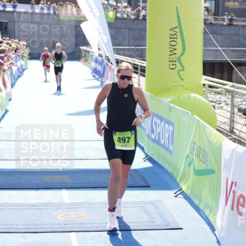 10.08.2025 - GEWOBA Citytriathlon Bremen H.Heesch http://msf.ph/oto/8555654 10.08.2025 15:24:53 Ziel 234, 258, 280, 453, 497 meine-sportfotos.de