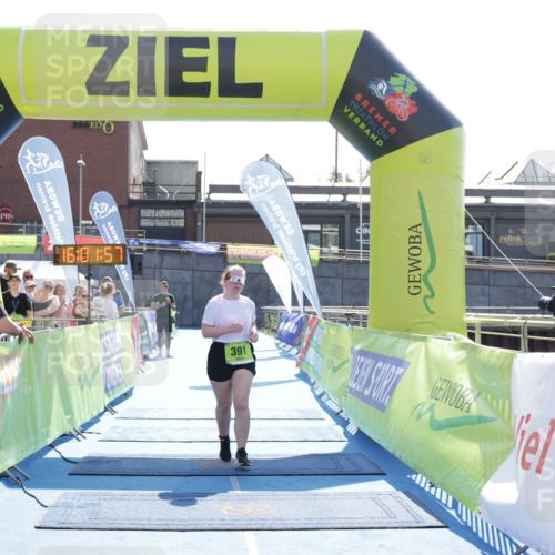 10.08.2025 - GEWOBA Citytriathlon Bremen H.Heesch http://msf.ph/oto/8555682 10.08.2025 16:02:01 Ziel 391 meine-sportfotos.de
