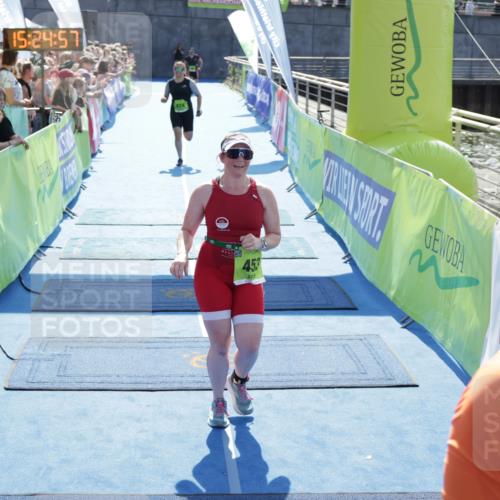10.08.2025 - GEWOBA Citytriathlon Bremen H.Heesch http://msf.ph/oto/8555683 10.08.2025 15:25:01 Ziel 280, 453, 474 meine-sportfotos.de