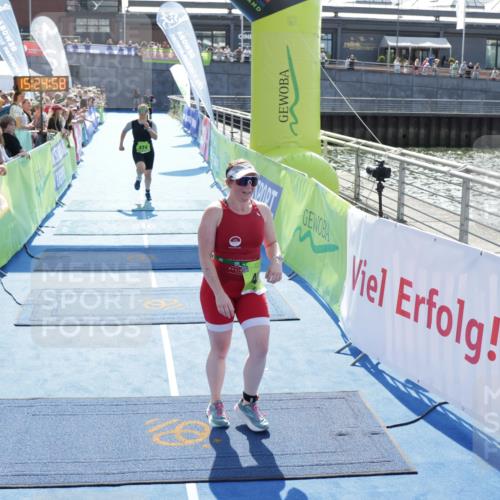 10.08.2025 - GEWOBA Citytriathlon Bremen H.Heesch http://msf.ph/oto/8555694 10.08.2025 15:25:02 Ziel 59, 280, 453, 474 meine-sportfotos.de
