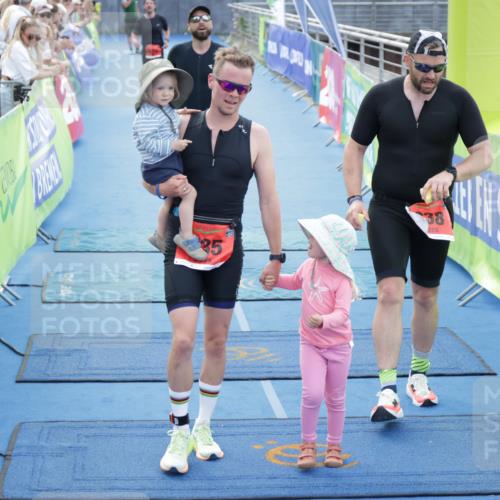 10.08.2025 - GEWOBA Citytriathlon Bremen H.Heesch http://msf.ph/oto/8555705 10.08.2025 14:20:50 Ziel 732, 735, 790, 838, 921 meine-sportfotos.de