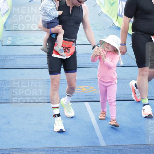 10.08.2025 - GEWOBA Citytriathlon Bremen H.Heesch http://msf.ph/oto/8555719 10.08.2025 14:20:52 Ziel 732, 735, 790, 838, 921 meine-sportfotos.de