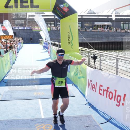 10.08.2025 - GEWOBA Citytriathlon Bremen H.Heesch http://msf.ph/oto/8555737 10.08.2025 15:25:09 Ziel 59, 474 meine-sportfotos.de