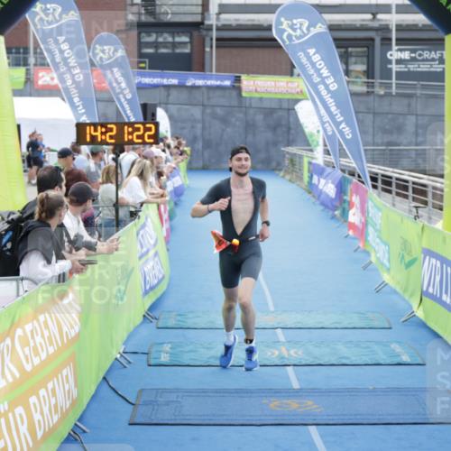 10.08.2025 - GEWOBA Citytriathlon Bremen H.Heesch http://msf.ph/oto/8555738 10.08.2025 14:21:25 Ziel 590 meine-sportfotos.de