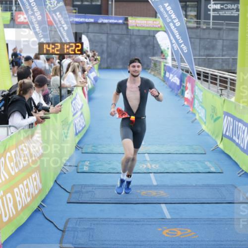 10.08.2025 - GEWOBA Citytriathlon Bremen H.Heesch http://msf.ph/oto/8555741 10.08.2025 14:21:26 Ziel 590 meine-sportfotos.de