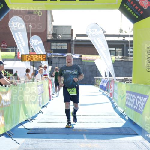 10.08.2025 - GEWOBA Citytriathlon Bremen H.Heesch http://msf.ph/oto/8555763 10.08.2025 16:02:46 Ziel 299 meine-sportfotos.de