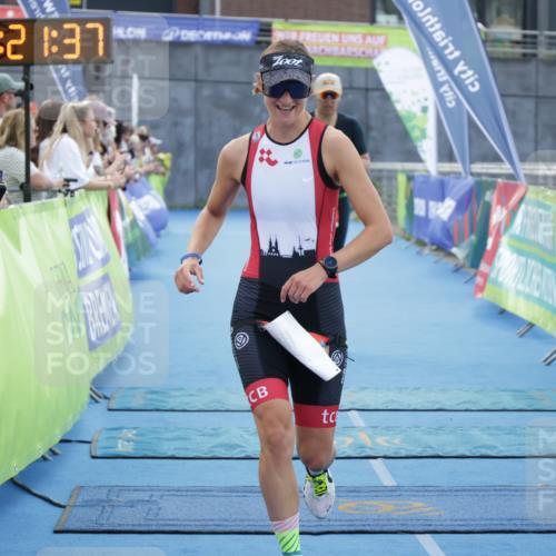 10.08.2025 - GEWOBA Citytriathlon Bremen H.Heesch http://msf.ph/oto/8555767 10.08.2025 14:21:41 Ziel 712, 913 meine-sportfotos.de