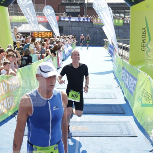10.08.2025 - GEWOBA Citytriathlon Bremen H.Heesch http://msf.ph/oto/8555795 10.08.2025 15:25:48 Ziel 306, 311, 408 meine-sportfotos.de