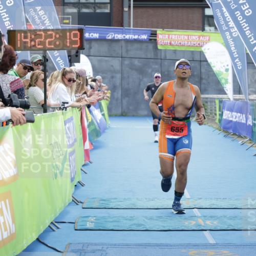 10.08.2025 - GEWOBA Citytriathlon Bremen H.Heesch http://msf.ph/oto/8555834 10.08.2025 14:22:23 Ziel 655, 689 meine-sportfotos.de