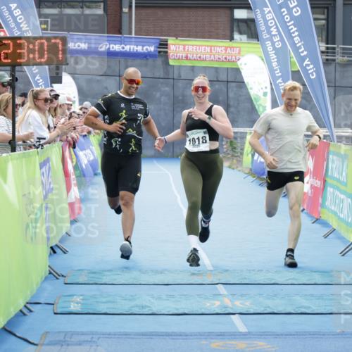 10.08.2025 - GEWOBA Citytriathlon Bremen H.Heesch http://msf.ph/oto/8555875 10.08.2025 14:23:11 Ziel 1018 meine-sportfotos.de