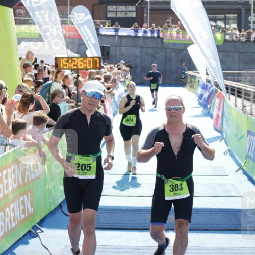 10.08.2025 - GEWOBA Citytriathlon Bremen H.Heesch http://msf.ph/oto/8555879 10.08.2025 15:26:11 Ziel 130, 205, 303, 404 meine-sportfotos.de