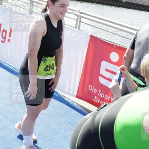 10.08.2025 - GEWOBA Citytriathlon Bremen H.Heesch http://msf.ph/oto/8555932 10.08.2025 15:26:21 Ziel 130, 200 meine-sportfotos.de