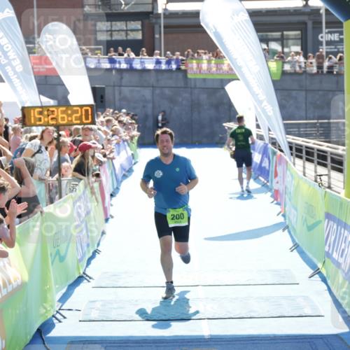 10.08.2025 - GEWOBA Citytriathlon Bremen H.Heesch http://msf.ph/oto/8555938 10.08.2025 15:26:24 Ziel 200 meine-sportfotos.de