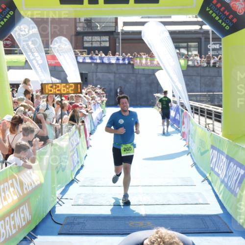 10.08.2025 - GEWOBA Citytriathlon Bremen H.Heesch http://msf.ph/oto/8555941 10.08.2025 15:26:25 Ziel 200 meine-sportfotos.de