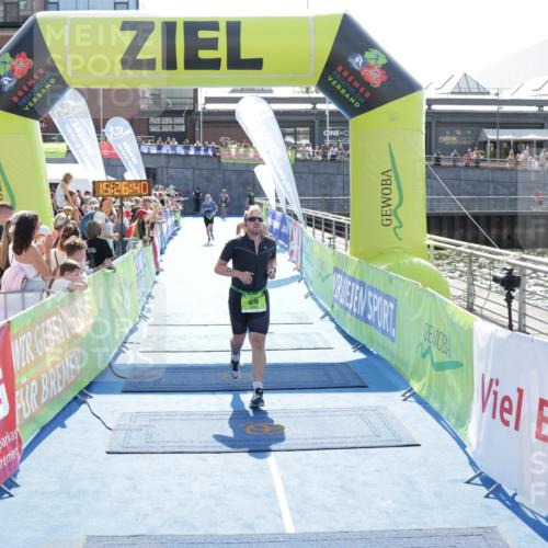 10.08.2025 - GEWOBA Citytriathlon Bremen H.Heesch http://msf.ph/oto/8555970 10.08.2025 15:26:44 Ziel 86, 401, 441 meine-sportfotos.de