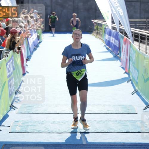 10.08.2025 - GEWOBA Citytriathlon Bremen H.Heesch http://msf.ph/oto/8555992 10.08.2025 15:26:49 Ziel 86, 401, 441 meine-sportfotos.de