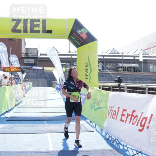 10.08.2025 - GEWOBA Citytriathlon Bremen H.Heesch http://msf.ph/oto/8555997 10.08.2025 16:03:49 Ziel 513 meine-sportfotos.de