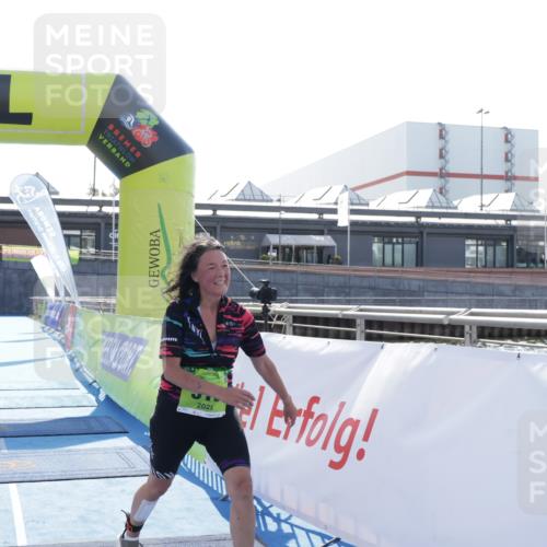 10.08.2025 - GEWOBA Citytriathlon Bremen H.Heesch http://msf.ph/oto/8556024 10.08.2025 16:03:50 Ziel 513 meine-sportfotos.de